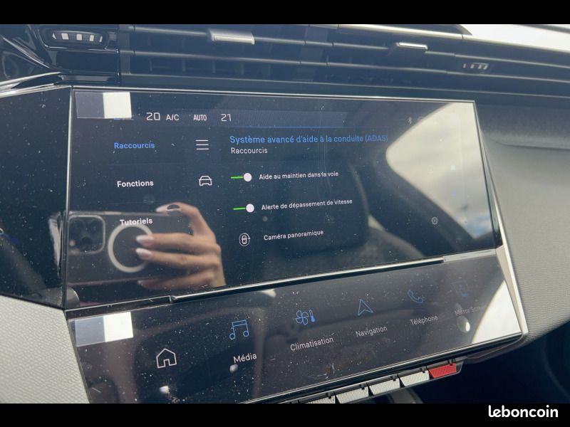 Peugeot 308 Hybrid 145 e-DCS6 Allure (image 10)