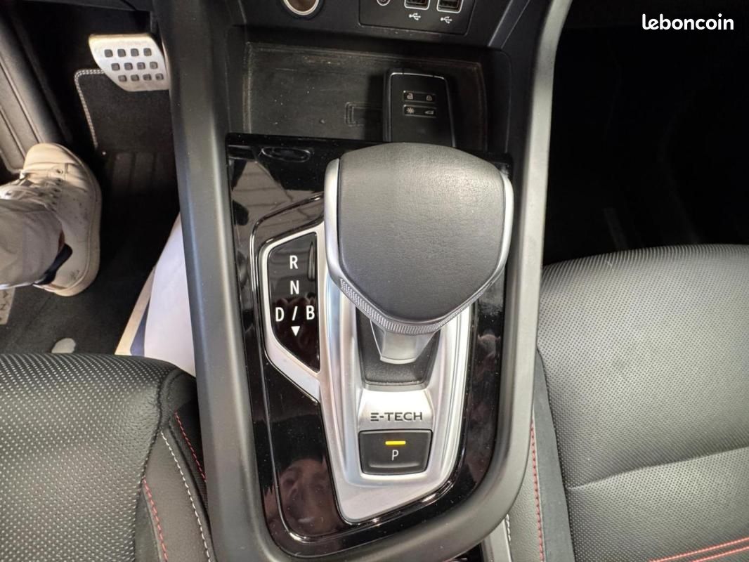 Renault Arkana E-Tech hybride 145 R.S. Line Fast Track (image 24)