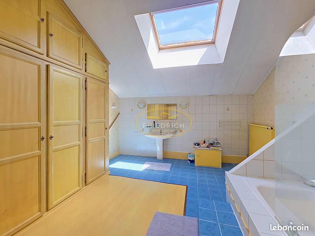 Propriété 7 pièces 308 m² (image 8)