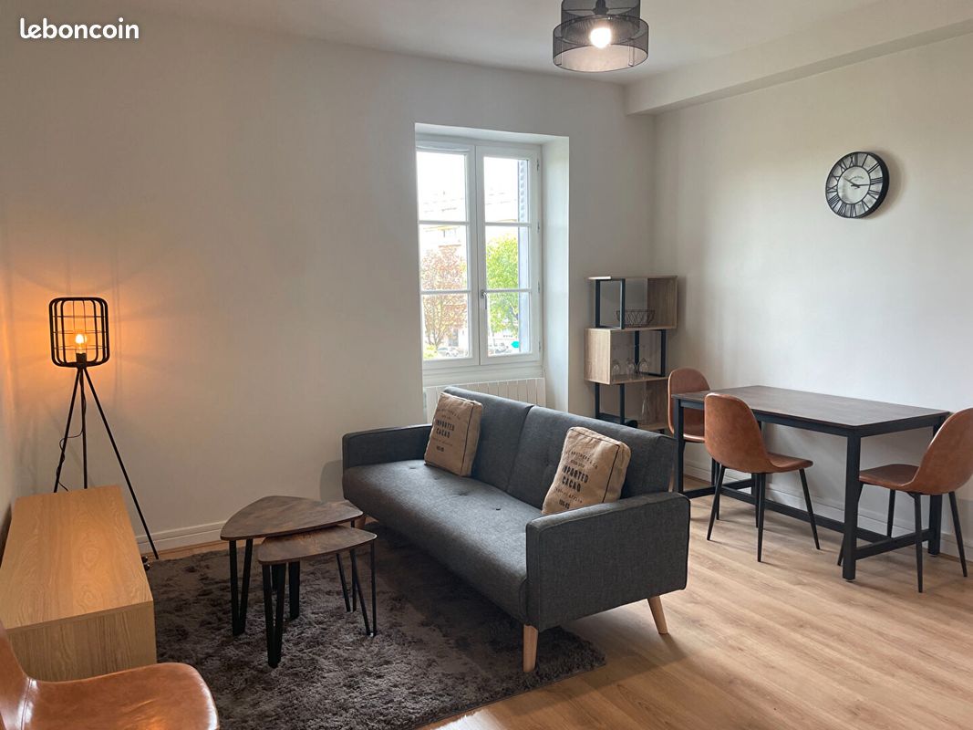 Appartement 2 pièces 34 m² · à Villefranche-sur-Saône · 34 m² · 702 €/mois