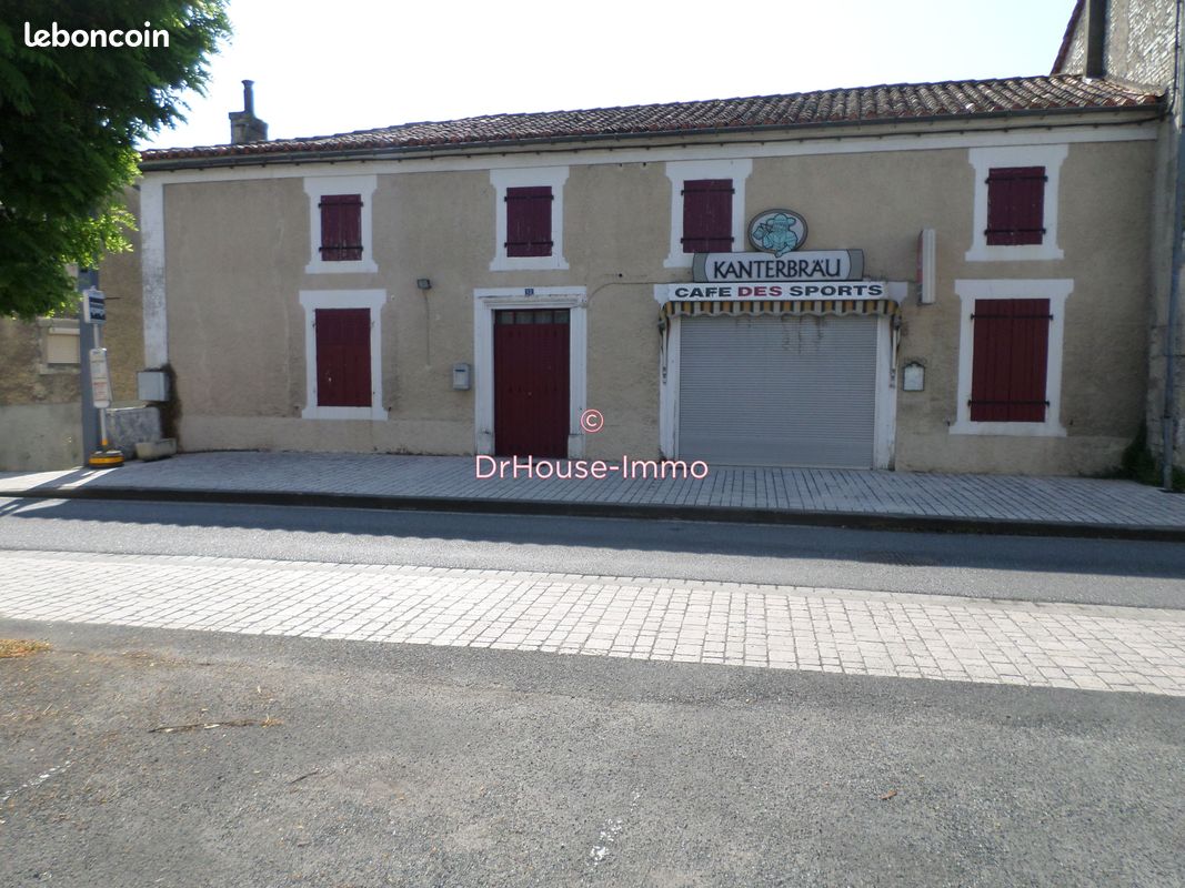 Maison 3 pièces 96 m² - Saint-Amant-de-Boixe 16330 (image principale 0)
