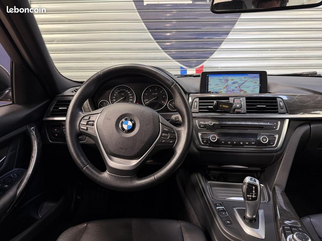BMW SERIE 3 320d xDrive Luxury - BVA Sport BERLINE (image 12)