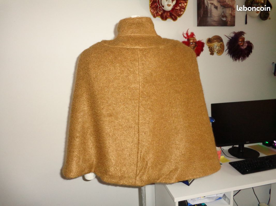 Cape et poncho marque ZARA T/38 état neuf (image 5)