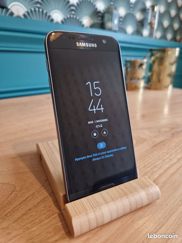 Samsung Galaxy S7 (image 1)