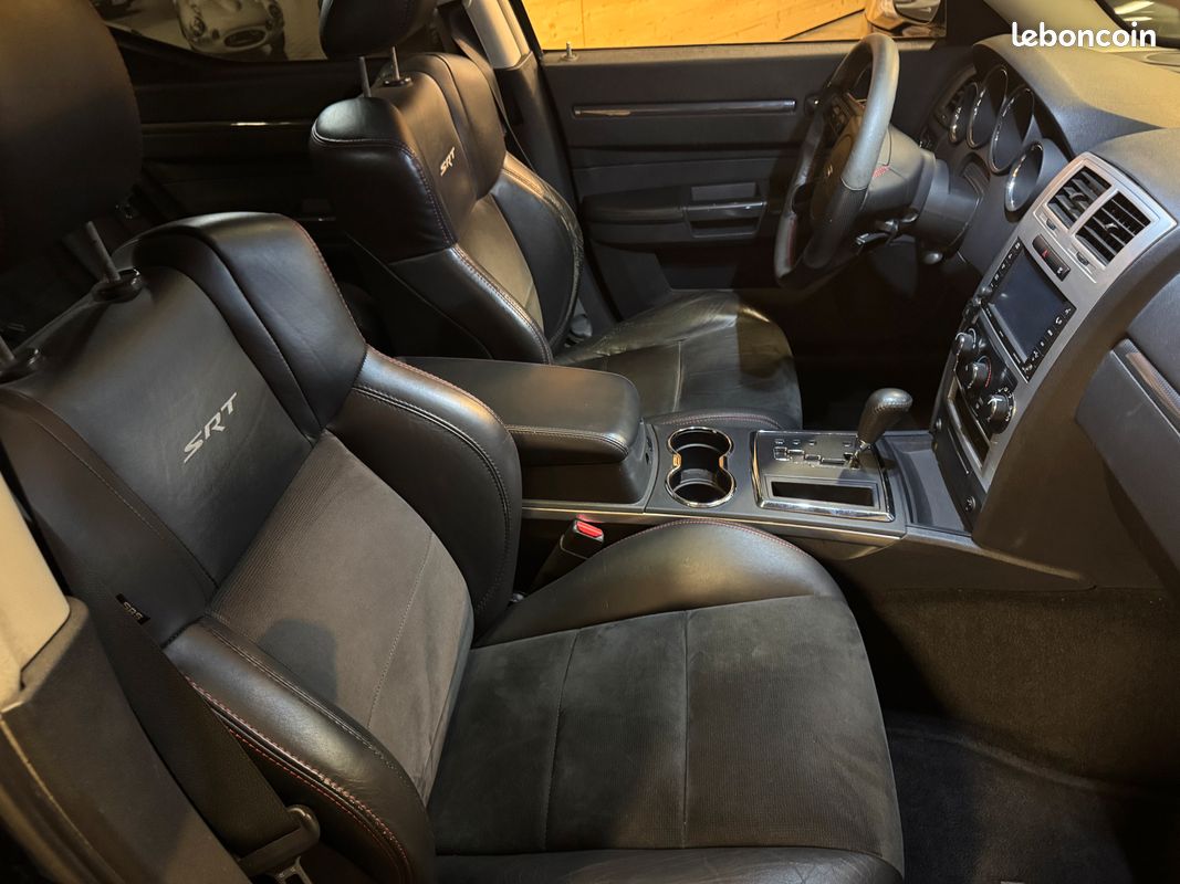 Dodge Charger SRT8 – V8 6.1L 431ch (image 8)