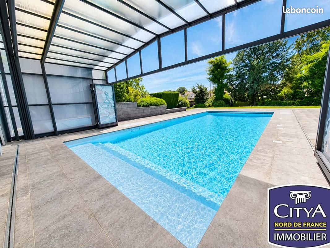 Maison 11 pièces 292 m² · à Avesnes-les-Aubert · 292 m² · 399 000 €
