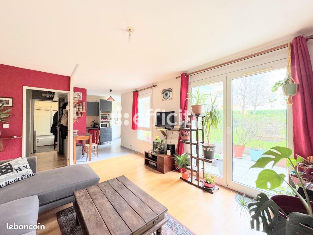 Appartement 2 pièces 50 m² · à Chennevières-sur-Marne · 50 m² · 185 000 €