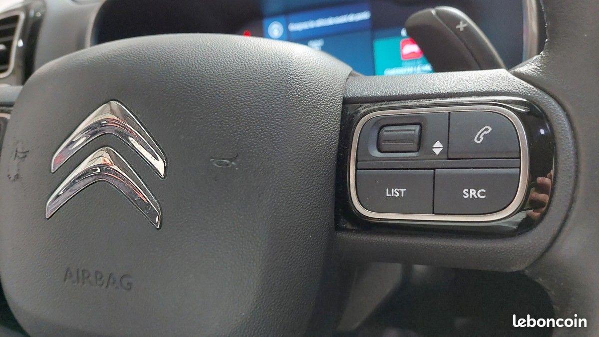 Citroën C5 Aircross Hybrid 225 ë-EAT8 Business (image 16)