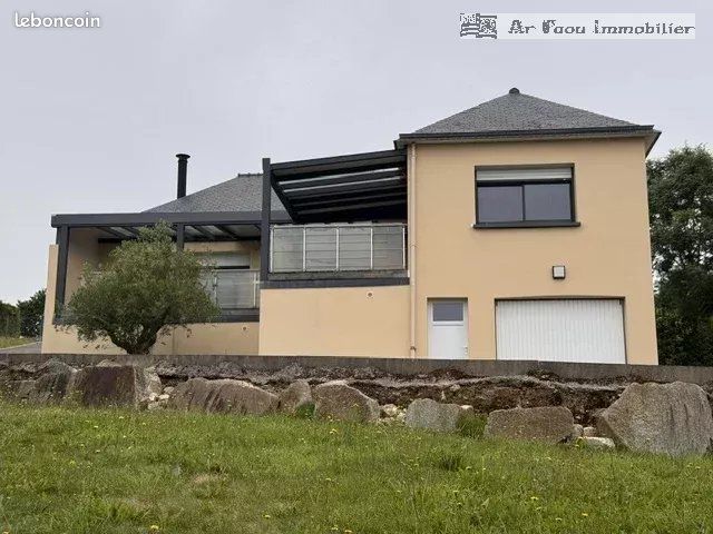 Maison 5 pièces 144 m² · à Rosnoën · 144 m² · 434 700 €