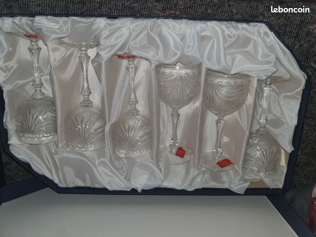 Vend objets cristal/couteaux en argent (image 3)