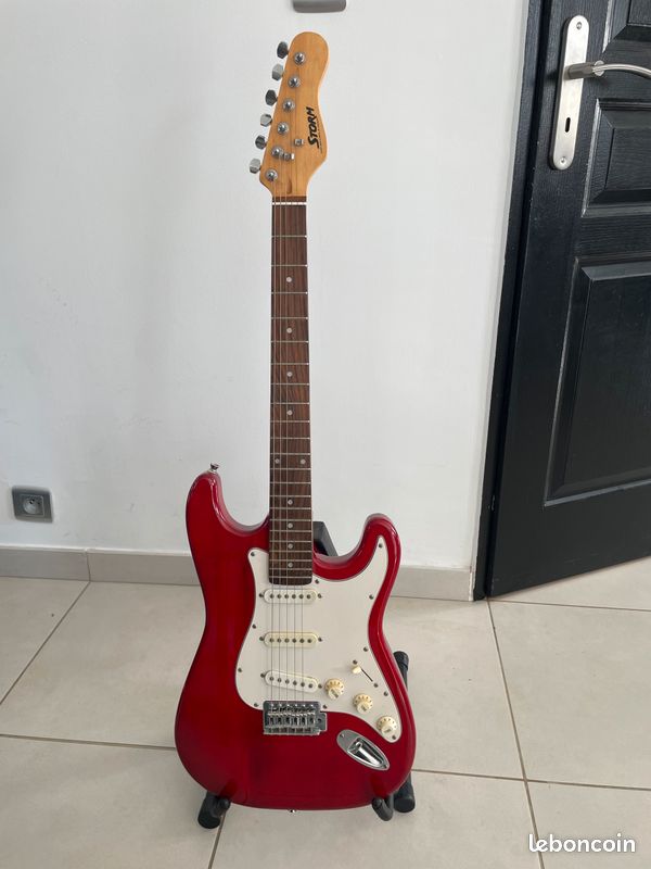 Guitare ampli et trépied (image 4)