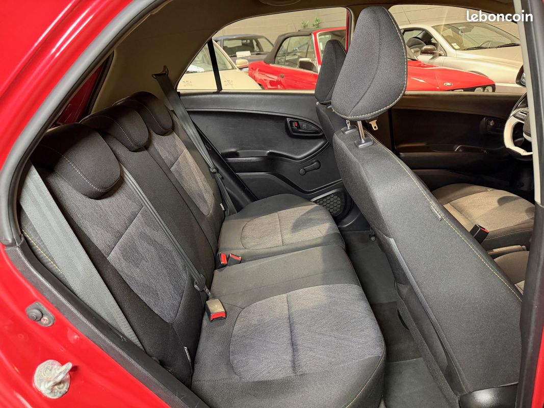 Kia picanto 1.0 66 ch origins, 5 portes, clim (image 8)