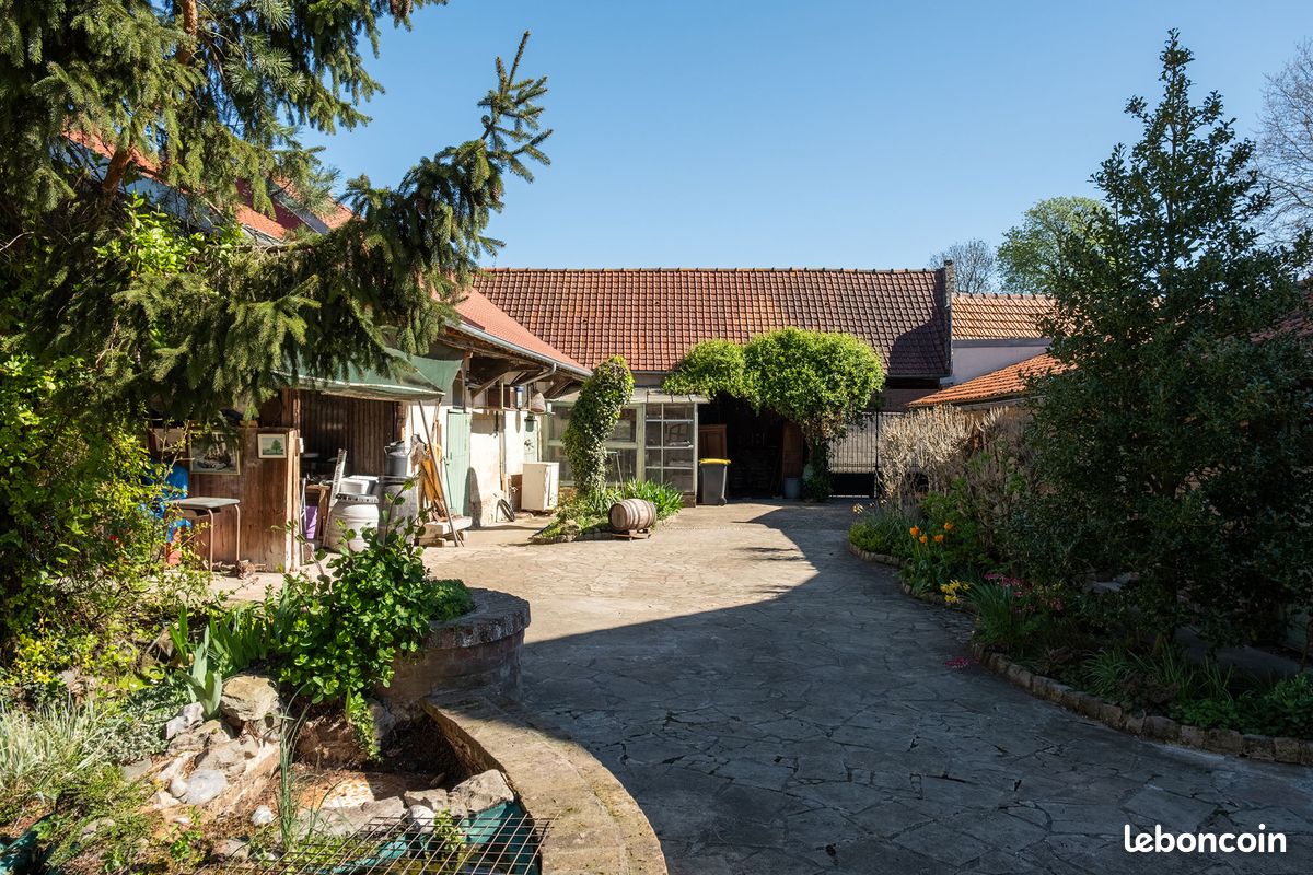 Maison 4 pièces 102 m² · à Ferrières · 102 m² · 234 000 €
