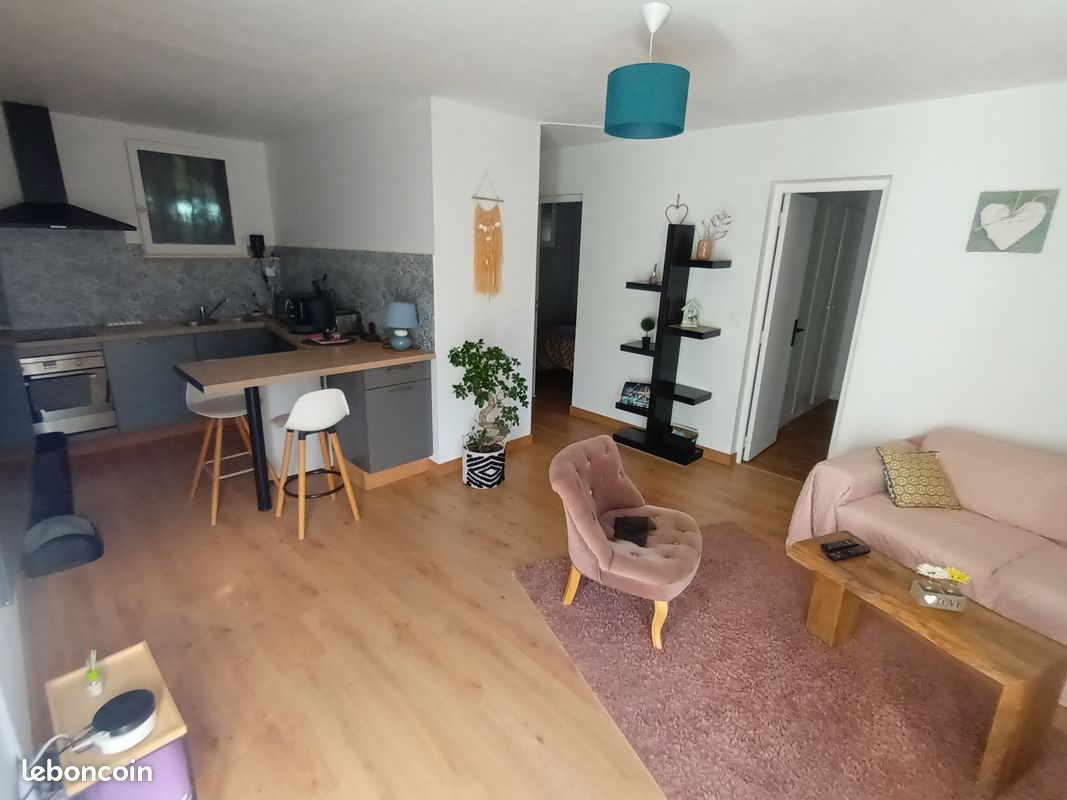 Appartement 3 pièces 45 m² · à Pinet · 45 m² · 650 €/mois