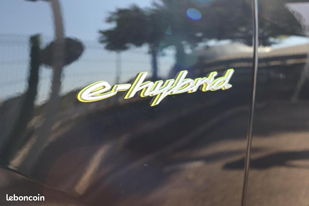 Porsche Cayenne E-Hybrid 3.0 V6 470 ch (image 34)