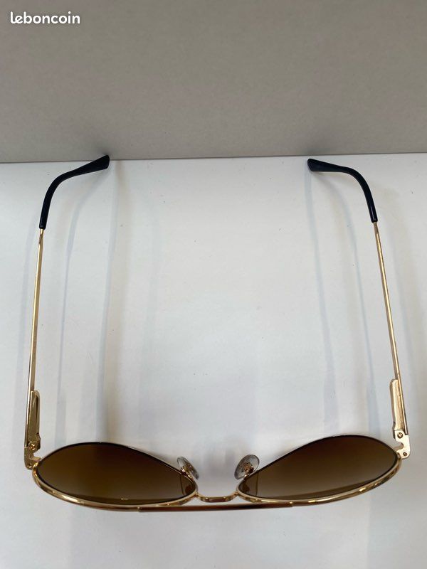 Lunettes De Soleil Vintage Vuarnet 2467 - Monture Bleu Œil De Chat - Verres Marron