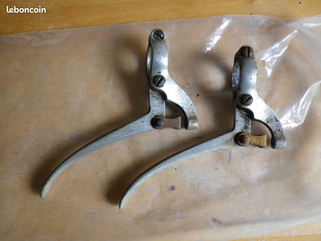 Leviers de frein vélo ancien en aluminium (image 1)