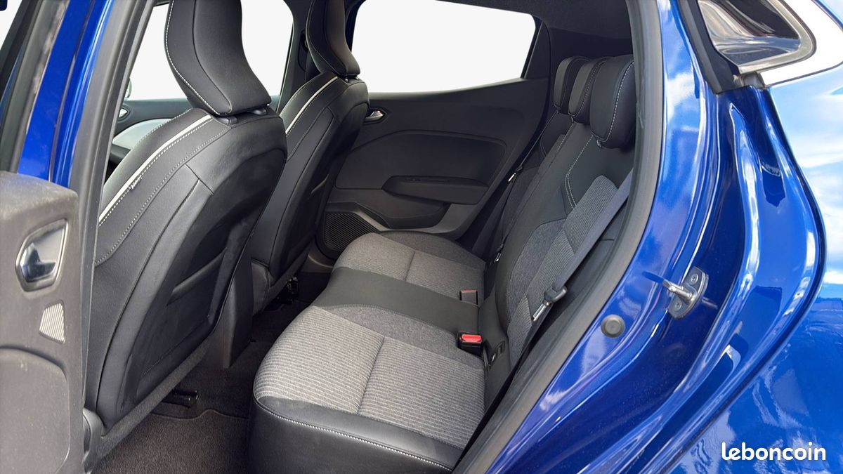 Renault clio tce 90 techno (image 8)