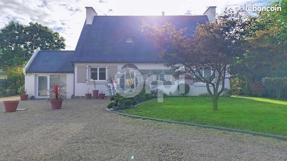 Maison 5 pièces 165 m² · à Plougourvest · 165 m² · 316 500 €
