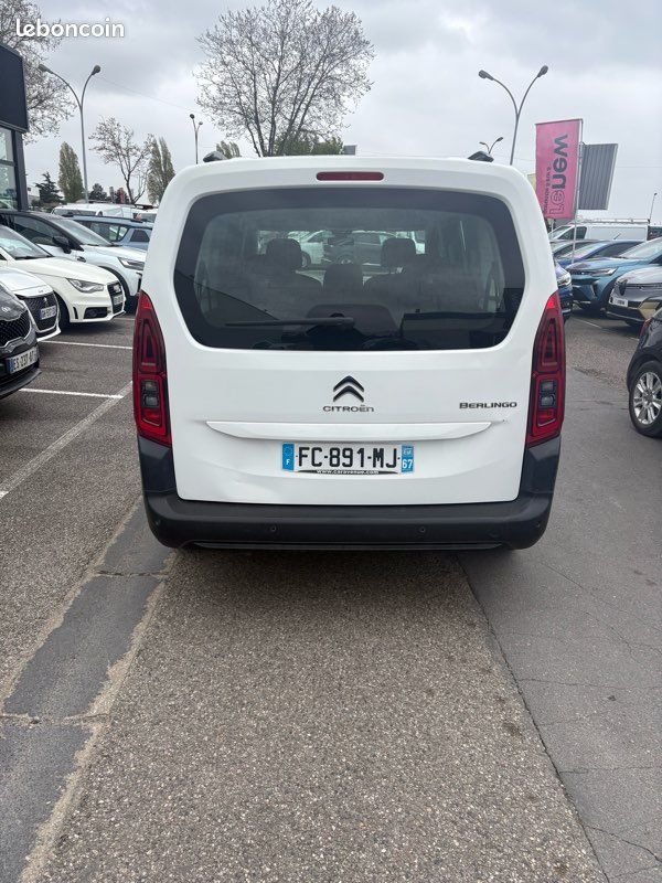 Citroën Berlingo Feel XL 7 places DISTRIBUTION NEUVE – 1.5 BlueHDi 100 BVM5 – Export 8 740 HT (image 3)