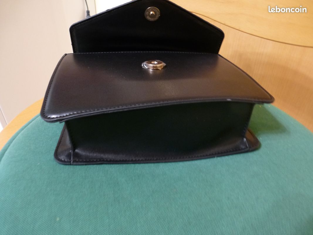 Sac à main neuf de soirée en bandoulière, tendance, marque MORGAN