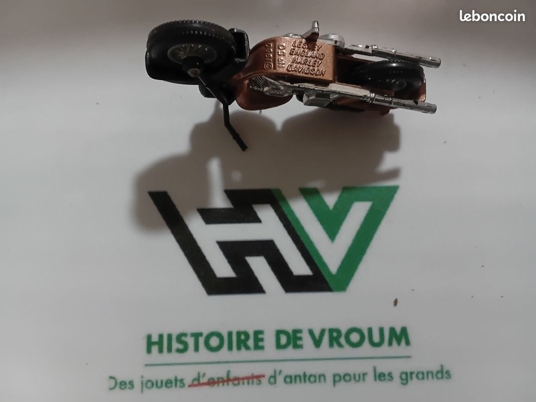 Moto Matchbox Lesney N°50 Harley Davidson Gold 1980 England Vintage 1/34 (6) (image 5)