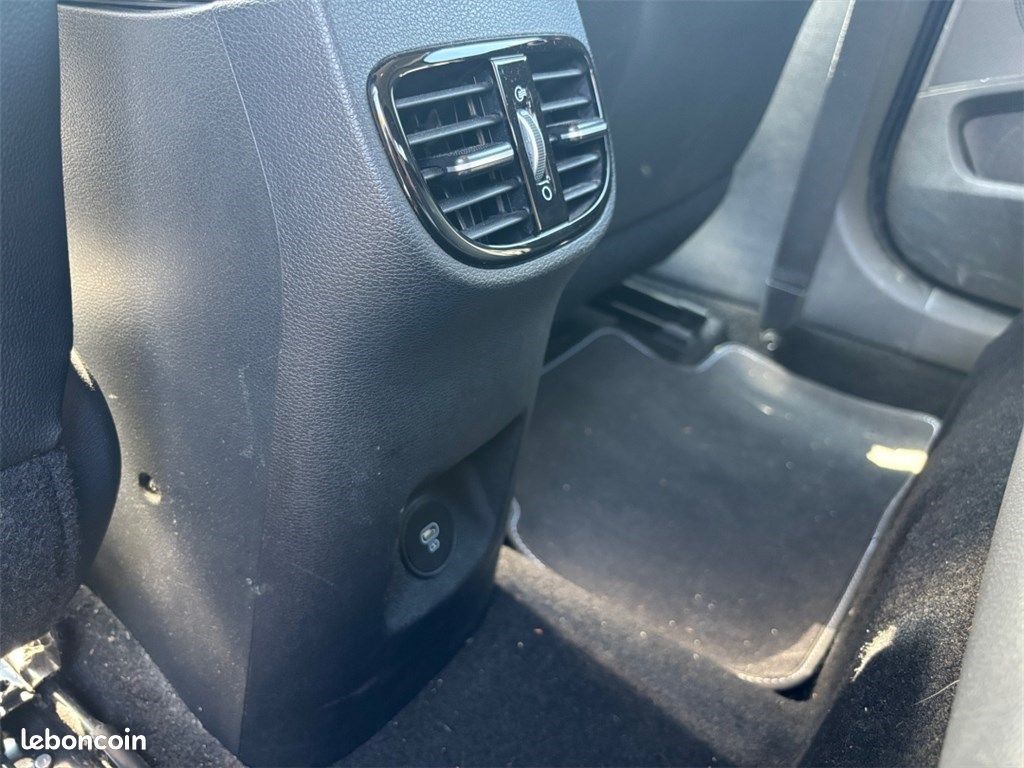 Kia Xceed HYBRIDE RECHARGEABLE 1.6 GDI 141CH DCT6 Active (image 39)