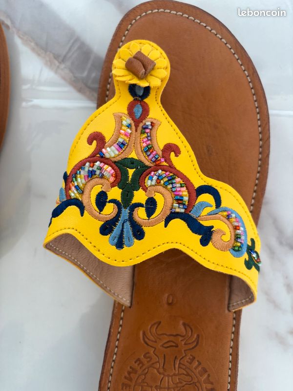 Sandales en cuir marocaines brodées Chaussures