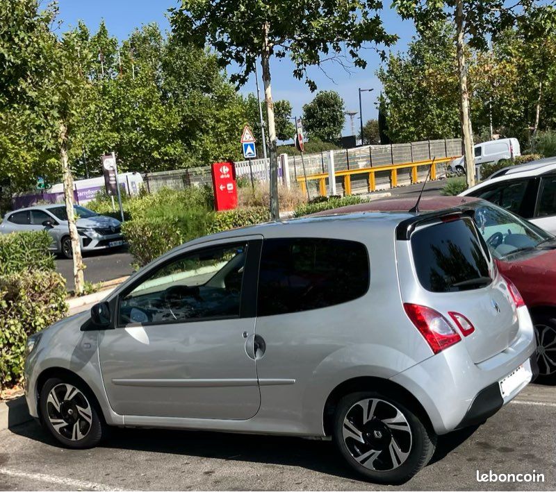 Renault Twingo II Intens (image 1)
