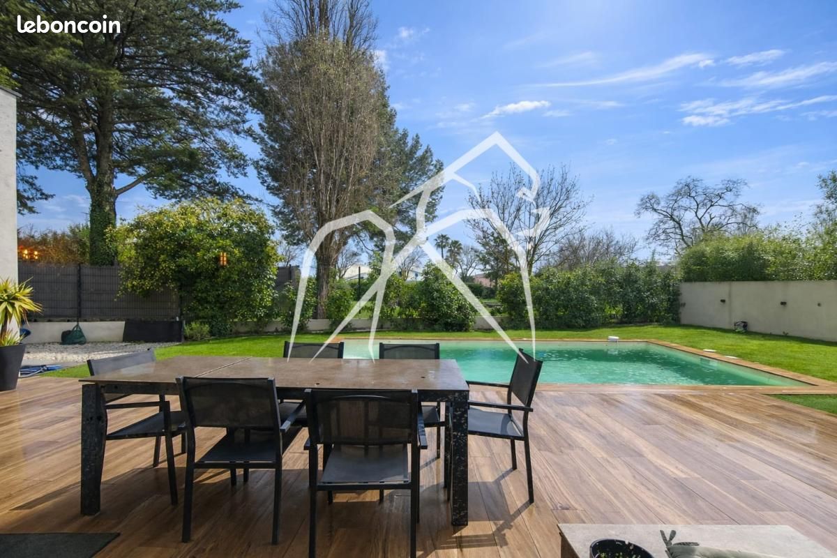 Maison 6 pièces 190 m² · à Lattes · 190 m² · 1 120 000 €