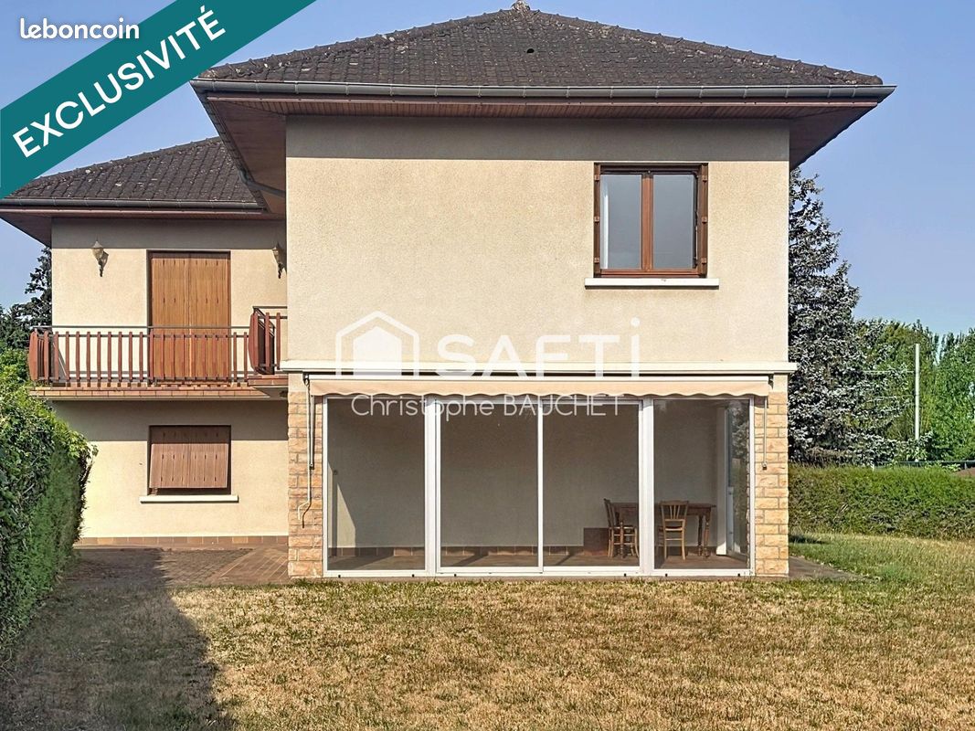 Maison 5 pièces 152 m² · à Bourg-en-Bresse · 152 m² · 260 000 €