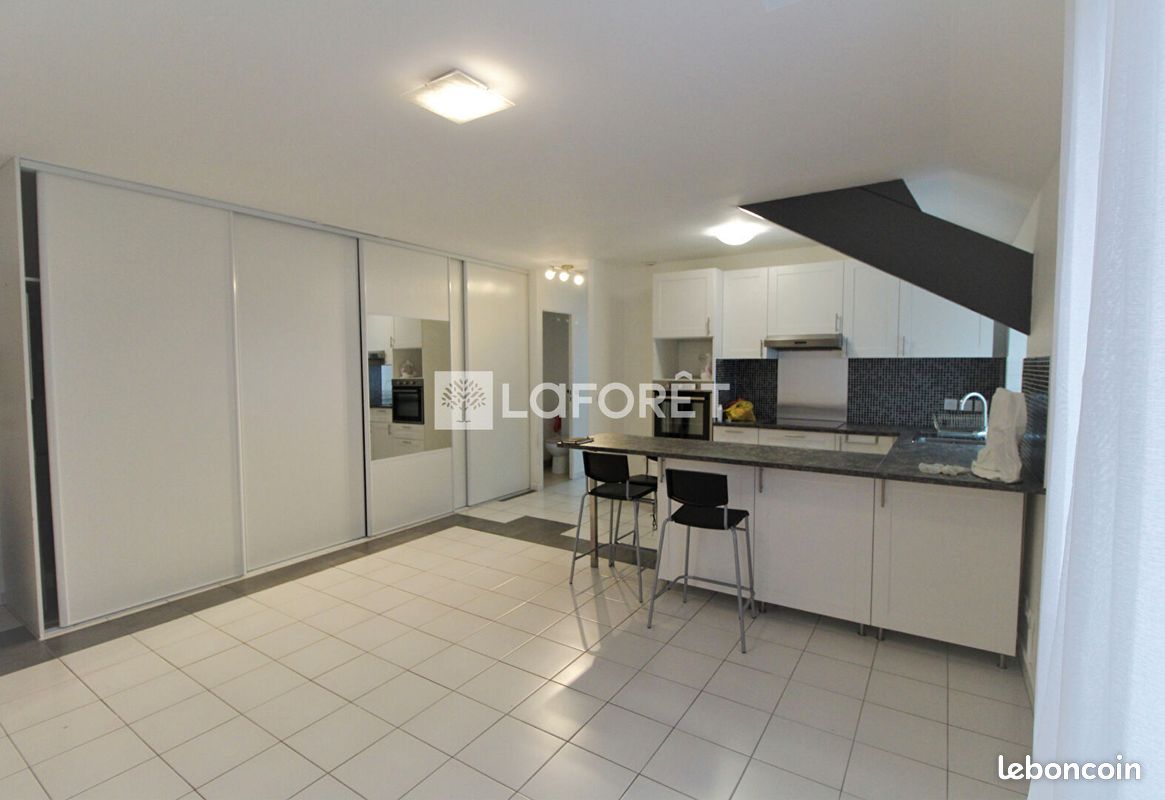 Appartement 2 pièces 43 m² · à Pontault-Combault · 43 m² · 790 €/mois