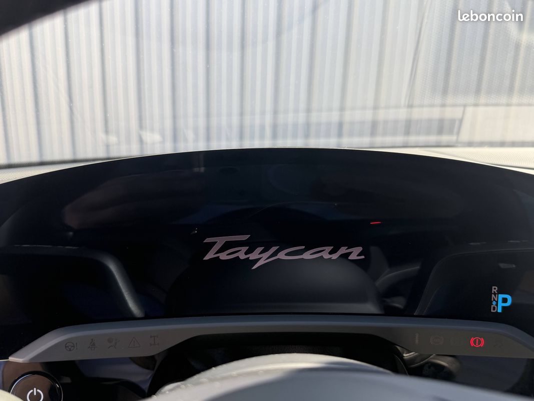 PORSCHE Taycan Cross Turismo 4 476 ch (image 33)