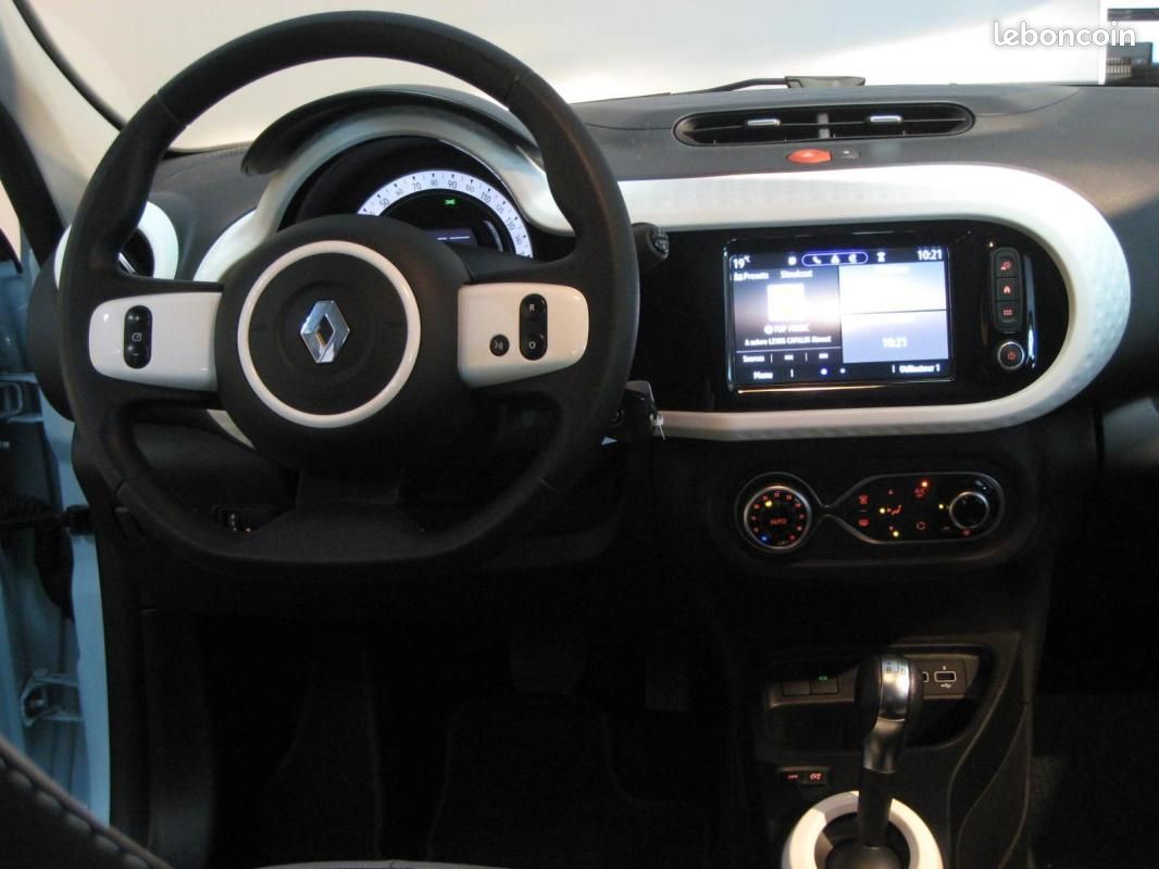 Renault Twingo E-TECH ELECTRIQUE III Equilibre (image 12)