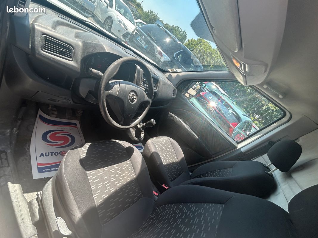 Opel Combo VU COMBO 1.3 CDTI 90 CH L1H1 (4 CV) (image 3)