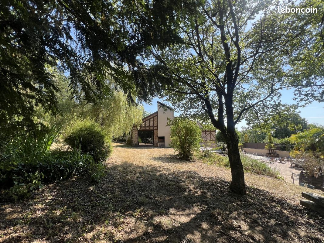 Maison 5 pièces 162 m² · à Châtillon-sur-Loire · 162 m² · 270 000 €