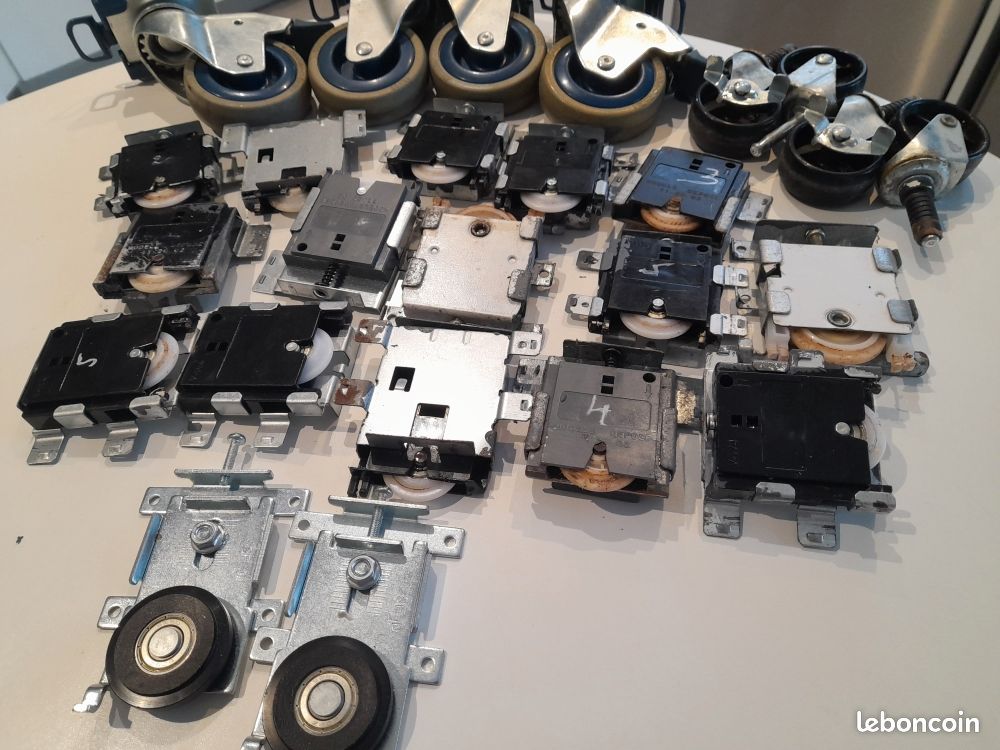 Roulette de placard (image 1)