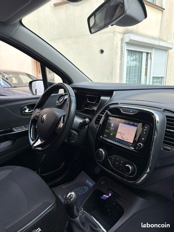 Renault Captur 1.5 dCi 90ch ENERGY S&S ECO² INTENS (image 10)