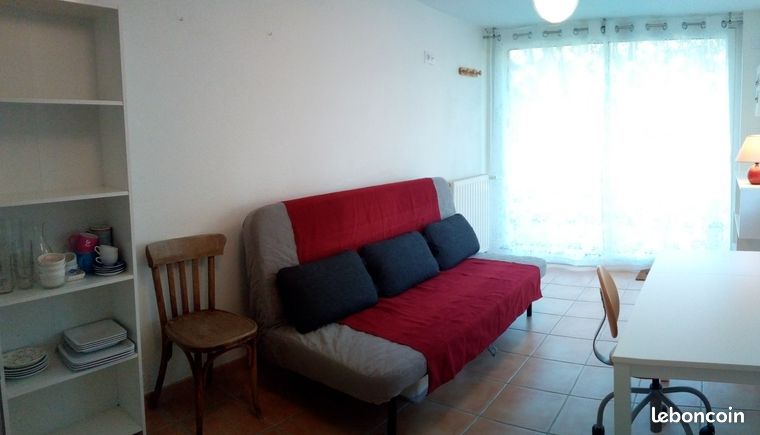 Studio meublé 21 m² rez de jardin à Meylan, idéal étudiant
