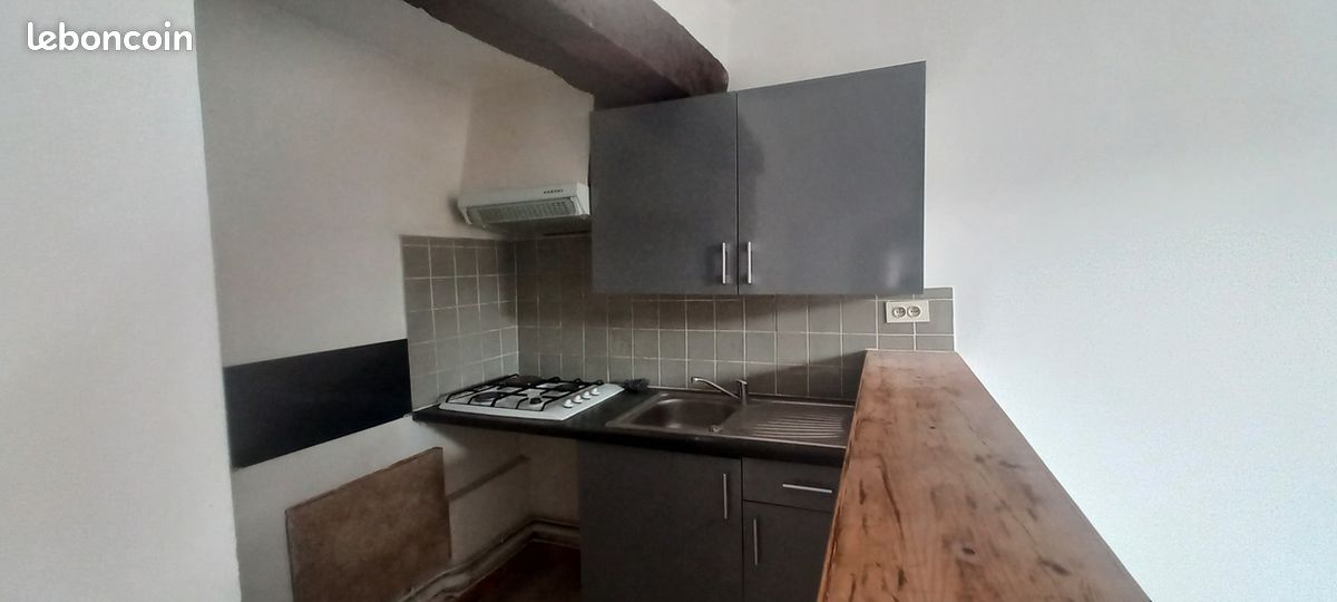 Appartement 3 pièces 49 m² · à Trets · 49 m² · 730 €/mois