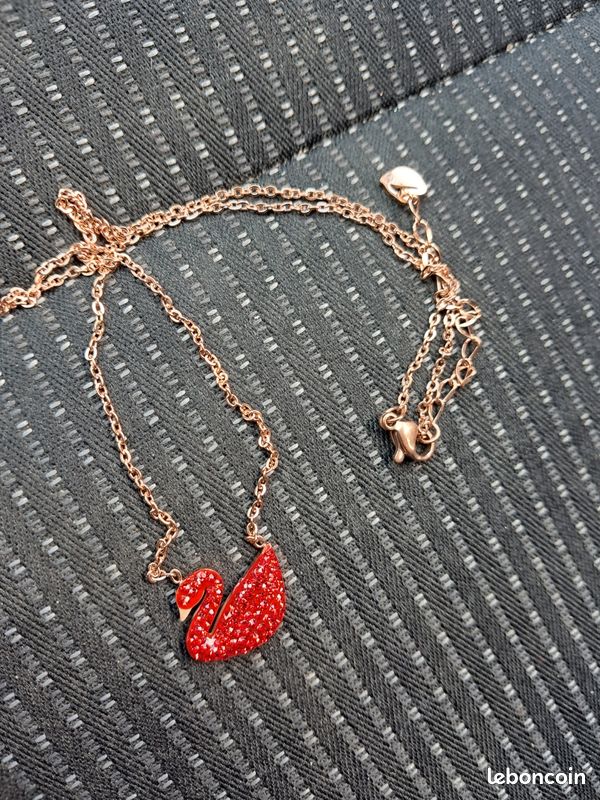 Collier Avec Pendentif Hello Kitty - Pour Femmes Et Enfants - Neuf Avec étiquettes