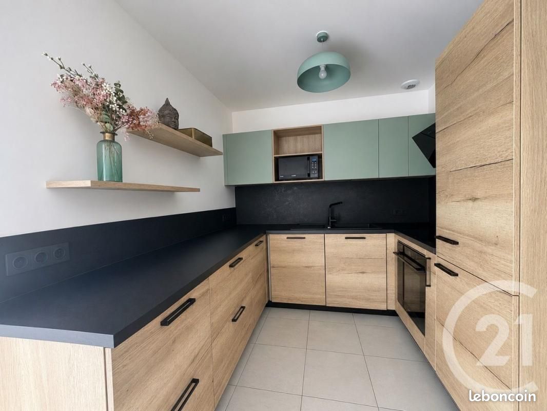 Maison 6 pièces 100 m² · à Treillières · 100 m² · 300 000 €