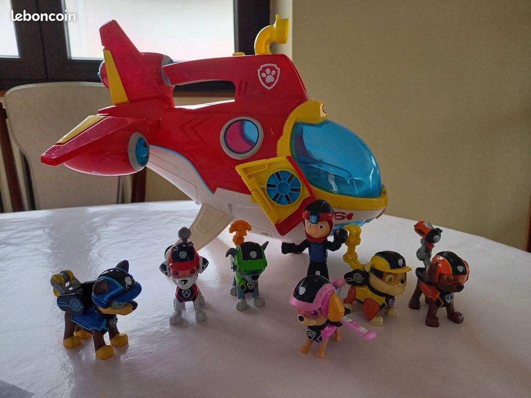 Sous Marin et figurines Pat'Patrouille (image 1)