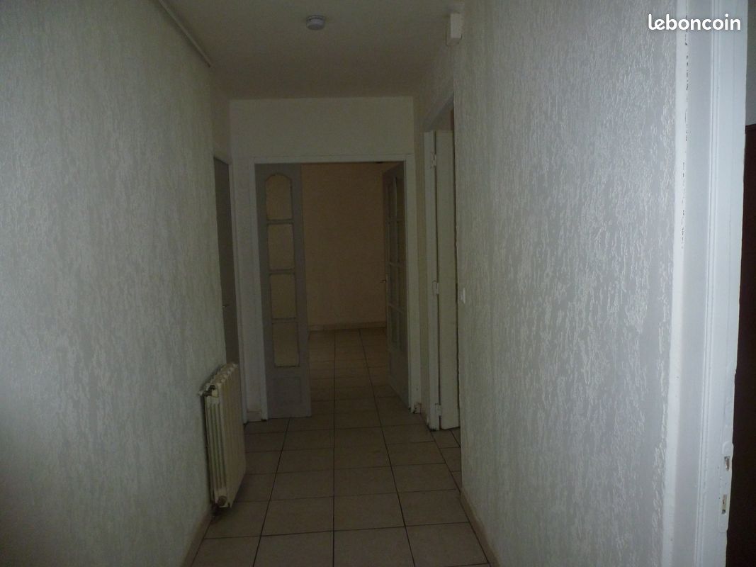 Appartement 6 pièces 83 m² · à Alès · 83 m² · 99 000 €