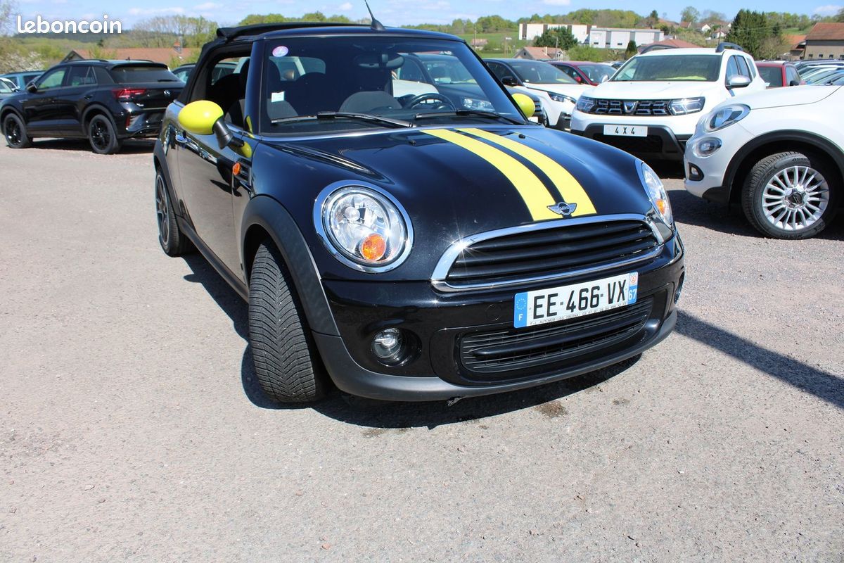 Mini CABRIO ONE CABRIOLET 1L6 ESSENCE 98 CV GPS TACTILE CLIM AUDIO JA 17 RADAR CAPOTE ELECT (image 1)