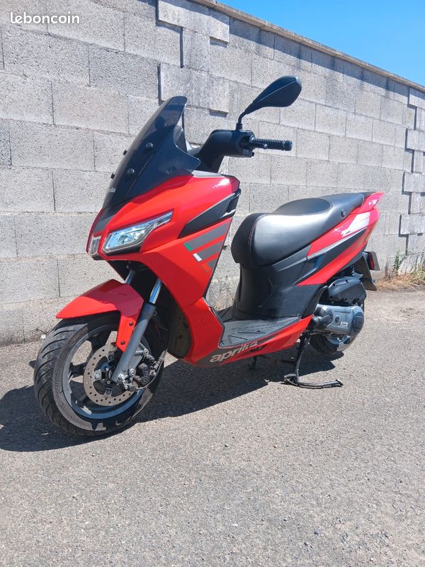 Scooter 50 cm3 Aprilia (image 3)