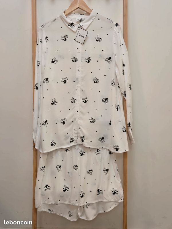 Ensemble pyjama femme Disney - Neuf - Taille 38 - imprimé Minnie (image 1)