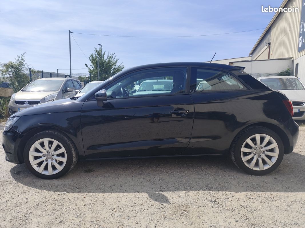 AUDI A1 1.2 TFSI 86ch Ambition (image 2)