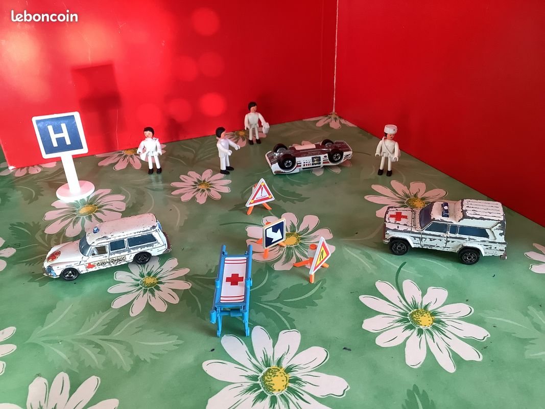 Majorette Majokit 7502 (hopital) avec sa boite d'origine
