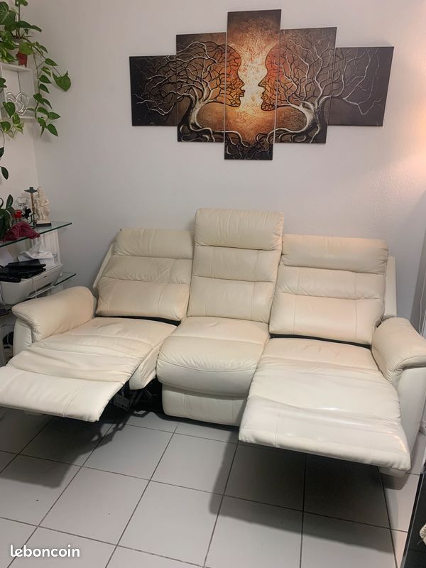 URGENT Très beau canapé relax 3 places en cuir ecru. État neuf (image 3)